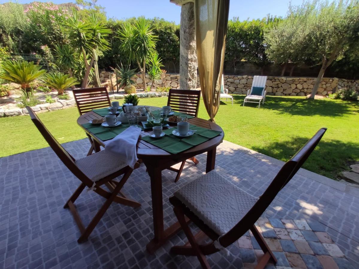 Villa Cruccuris Villasimius Bagian luar foto